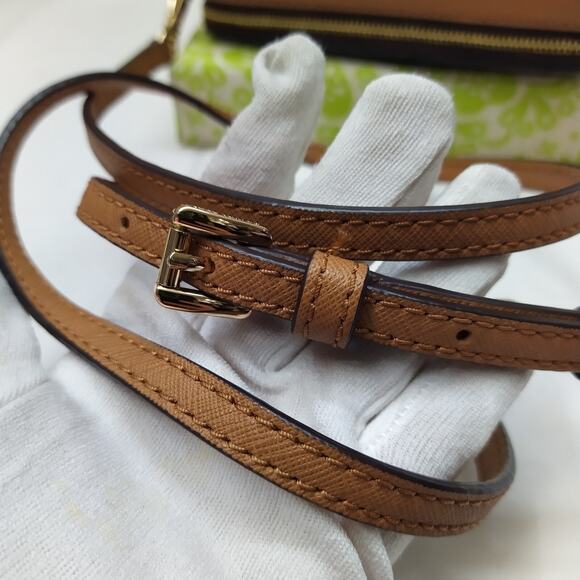 Michael Kors Brown Leather Doubel Zipper Closure Credit Card Small Crossbody Bag - Picture 5 of 15